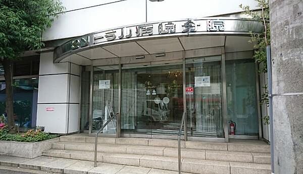 医療法人社団明生会セントラル病院分院まで647m