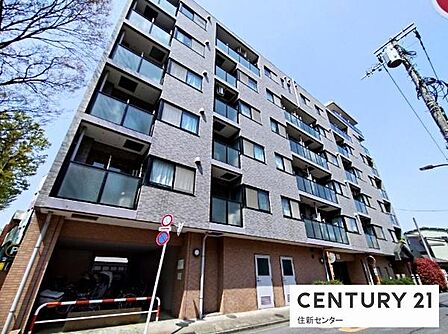 広々としたルーフバルコニー付の最上階住戸!新規リフォームで綺麗な室内!オートロック付!「桜上水」駅徒歩5分の好立地!