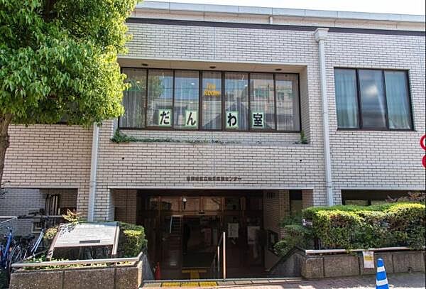 世田谷区立桜丘図書館まで1200m