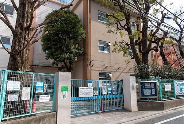 杉並区立浜田山小学校まで420m