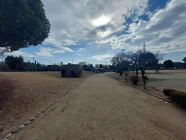 弁天池公園まで1387m