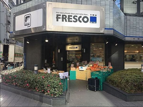 フレスコミニ御堂筋本町店まで585m