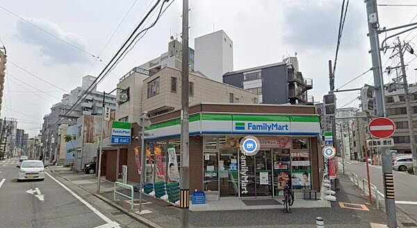 ファミリーマート千代田二丁目店まで99m