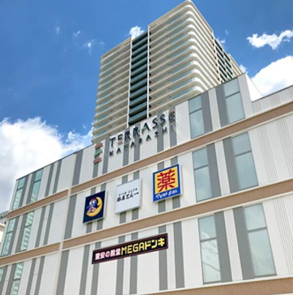 MEGAドン・キホーテUNY納屋橋店まで383m