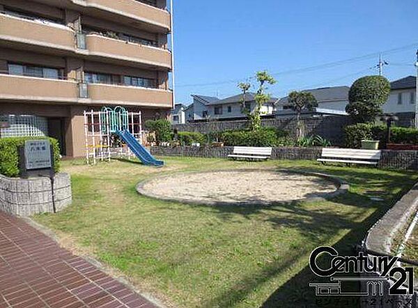 ■現地撮影写真■敷地内には公園がありお子様の遊び場にもピッタリ！