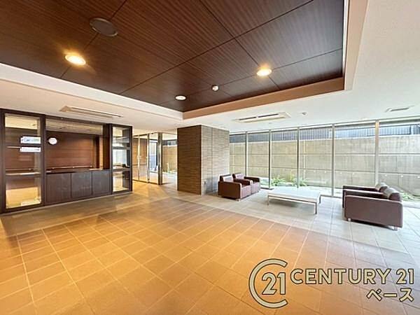 ■現地撮影写真■広々開放感あるロビーです！