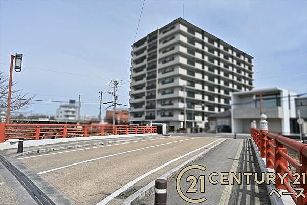 ■現地撮影写真■中学校まで徒歩12分圏内と子育て世代も安心！