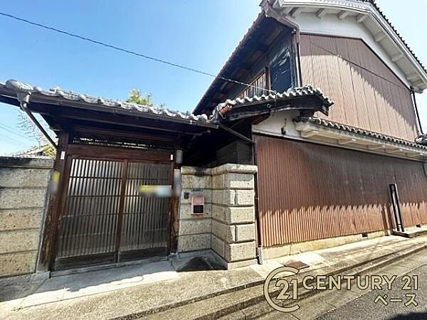 外観：329000133110