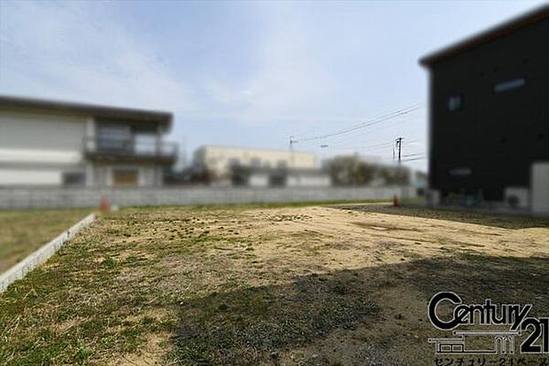 ■現地撮影写真■雰囲気の良い緑豊かな住環境です!