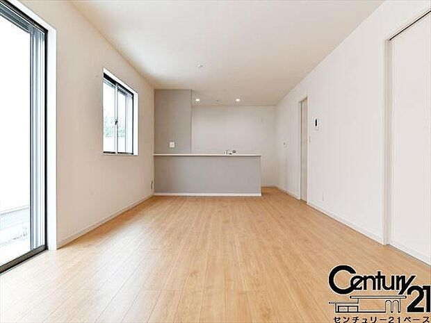 ■ペアガラス使用で結露の心配もありません!■