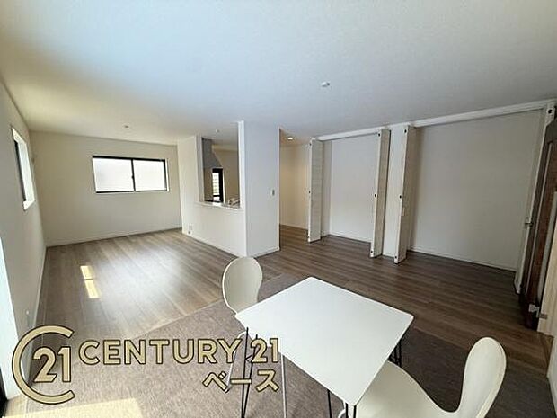 ■日当たりのよい明るい雰囲気の洋室です！■