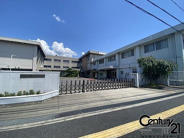 天理市立二階堂小学校まで600m