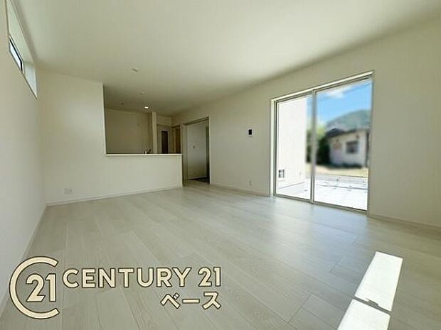 ■ペアガラス使用で結露の心配もありません!■