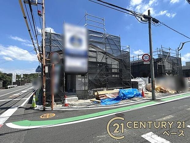■現地撮影写真■耐震等級3の地震に強い安心の邸宅!雨で汚れを洗い流してくれるセルフクリーニング機能付き外壁!お気軽にお問い合わせください!■