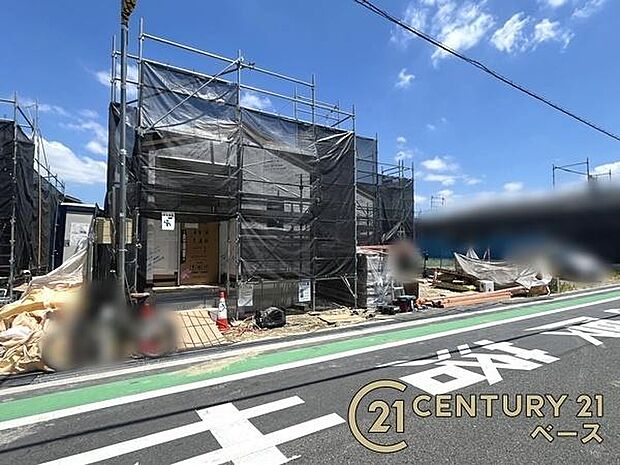 ■現地撮影写真■耐震等級3の地震に強い安心の邸宅!雨で汚れを洗い流してくれるセルフクリーニング機能付き外壁!お気軽にお問い合わせください!■