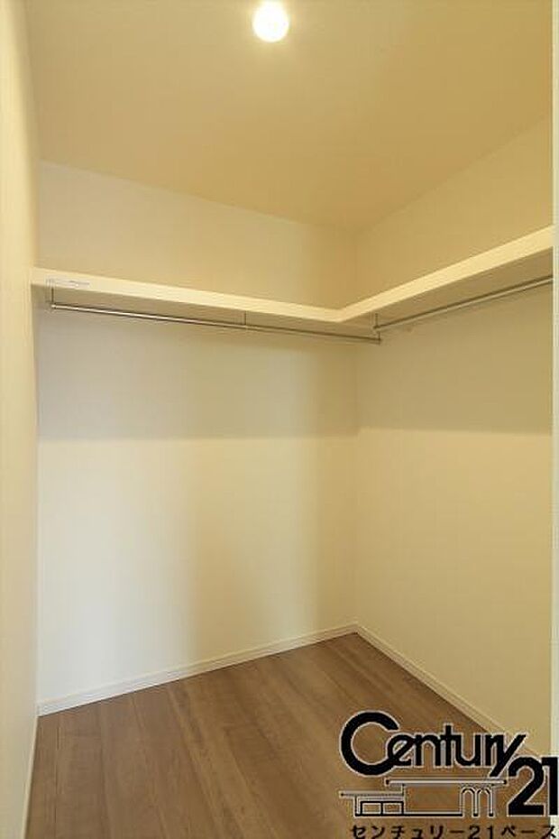 ■広々としたＷＣＬを完備！大きな荷物も楽々収納！■