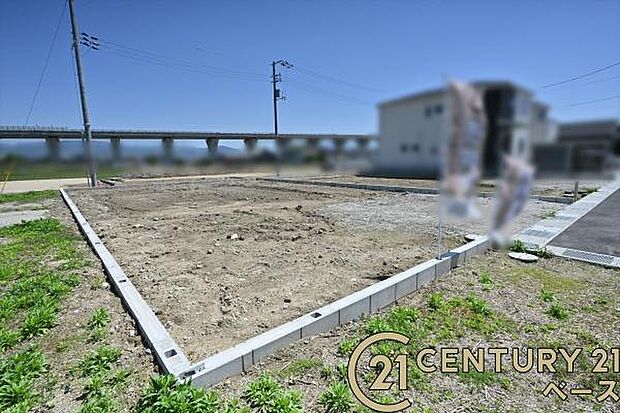 ■現地撮影写真■綺麗に整備された分譲地内です！