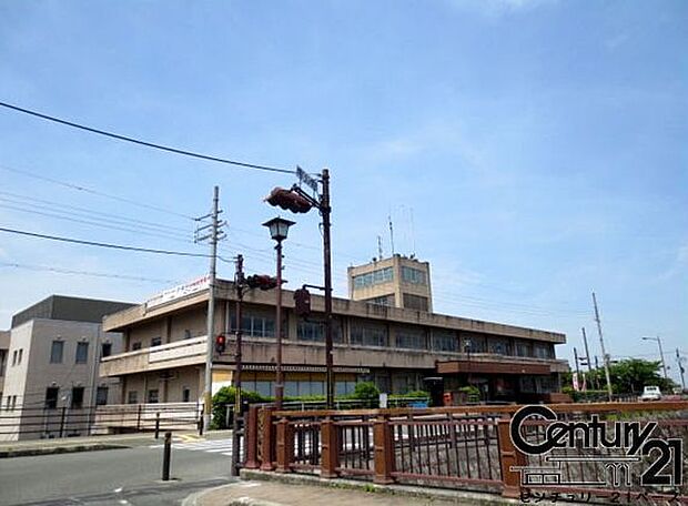 御所市役所まで545m