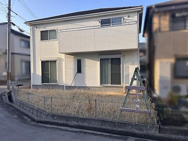 ■現地撮影写真■敷地面積50坪以上と開放的な広さ！