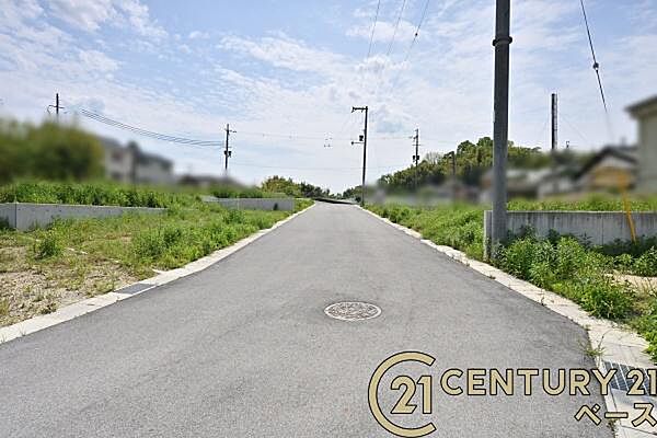 ■現地撮影写真■閑静な住宅地で穏やかな暮らしをスタート！