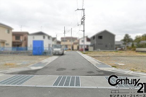 ■現地撮影写真■商業施設が徒歩圏内の便利なエリア!