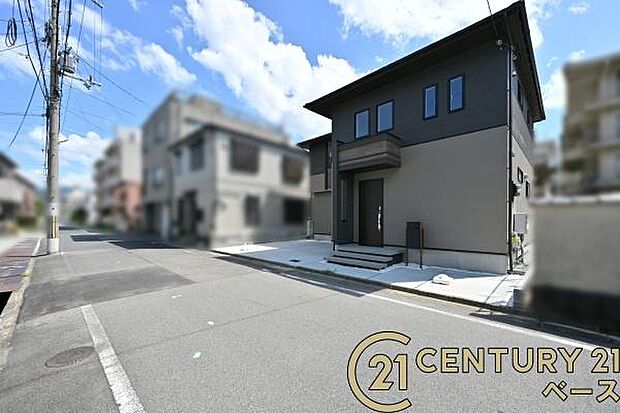■現地撮影写真■ 前面道路は6ｍ以上と広くゆったりしています！