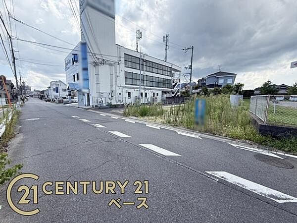 ■現地撮影写真■前面道路約6ｍと広々開放的です！