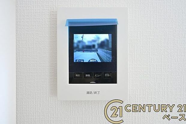 ■TVモニター付きインターホンで防犯対策もバッチリ。来客も一目でわかり安心です。■