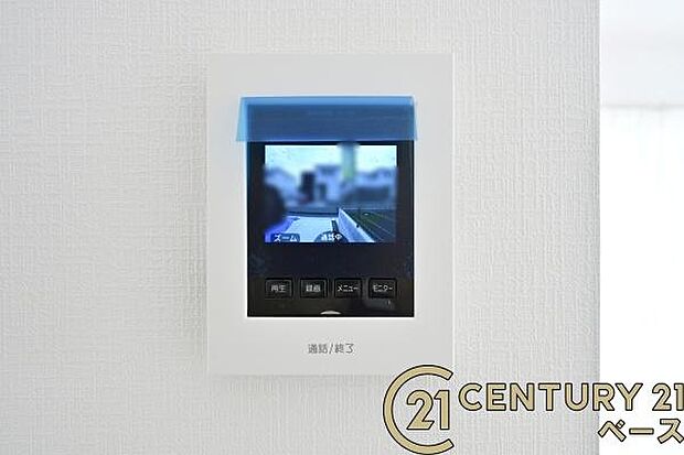 ■TVモニター付きインターホンで防犯対策もバッチリ。来客も一目でわかり安心です。■
