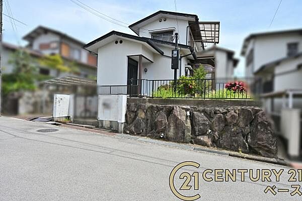 ■現地撮影写真■ 建築条件なしのため、ご希望のハウスメーカーで建築可能です！