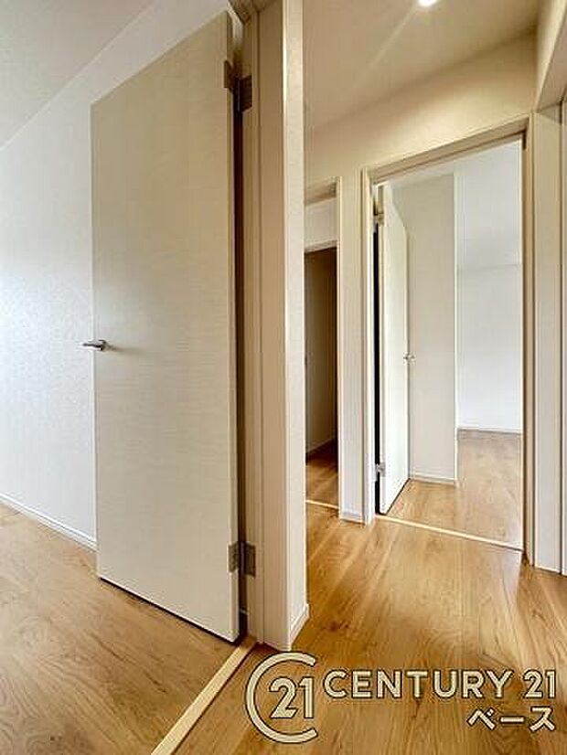 ■現地撮影写真■こちらは2階廊下部分です!