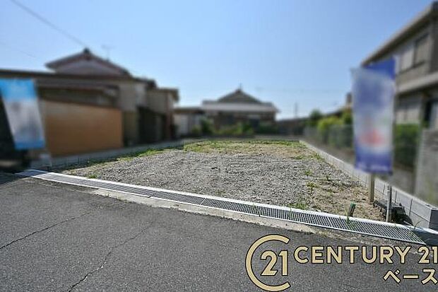 ■現地撮影写真■耐震等級3の地震に強い安心の邸宅!雨で汚れを洗い流してくれるセルフクリーニング機能付き外壁!お気軽にお問い合わせください!■