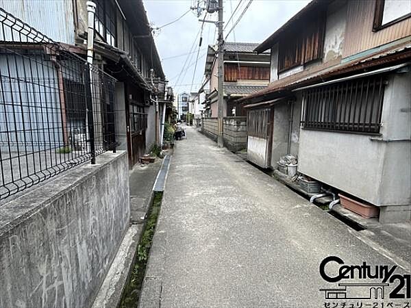 ■現地撮影写真■小中学校が徒歩圏内に近接！子育て家族も安心の住環境です！