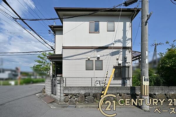 ■現地撮影写真■三方角地で陽当たり良好です！