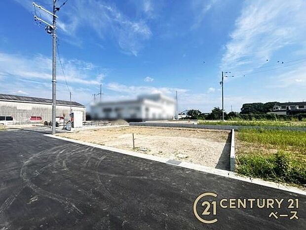 ■現地撮影写真■敷地面積60坪以上と広々開放的!
