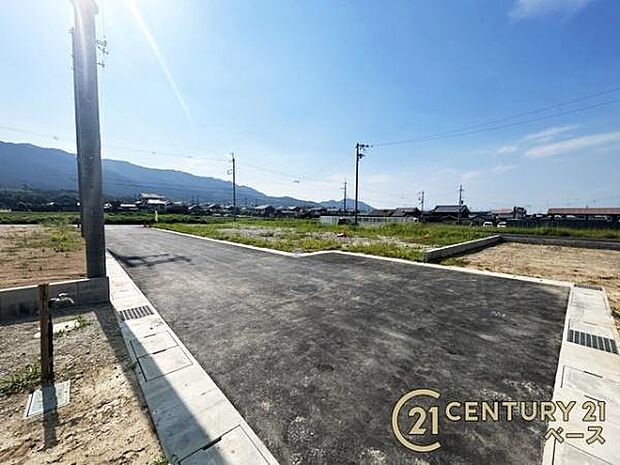 ■現地撮影写真■閑静な住宅地で穏やかな暮らしをスタート！