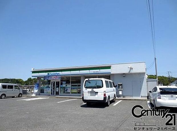 ファミリーマート近鉄九条駅前店まで1203m
