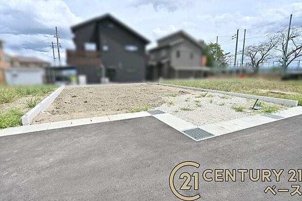 ■現地撮影写真■駐車スペースは2台完備！