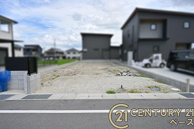 ■現地撮影写真■平屋建て＆駐車スペース2台完備です！