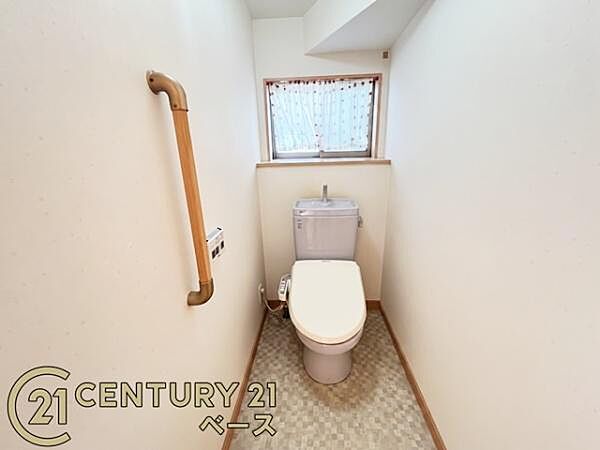 ■現地撮影写真■1・2階ともに清潔感のある綺麗なお手洗を完備！