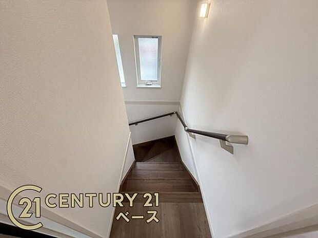 ■こちらは2階階段部分です!
