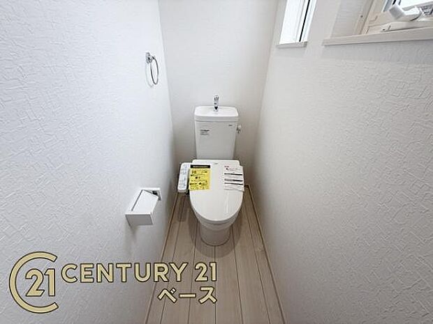 ■1・2階ともにお手洗いウォシュレット付き完備です!