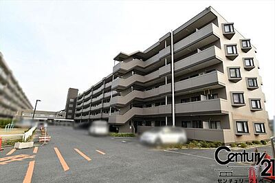 外観:■現地撮影写真■陽当たりの良い南向き・3LDKのお部屋!お気軽にお問合せ下さい! 外観:■現地撮影写真■陽当たりの良い南向き・3LDKのお部屋!お気軽にお問合せ下さい!