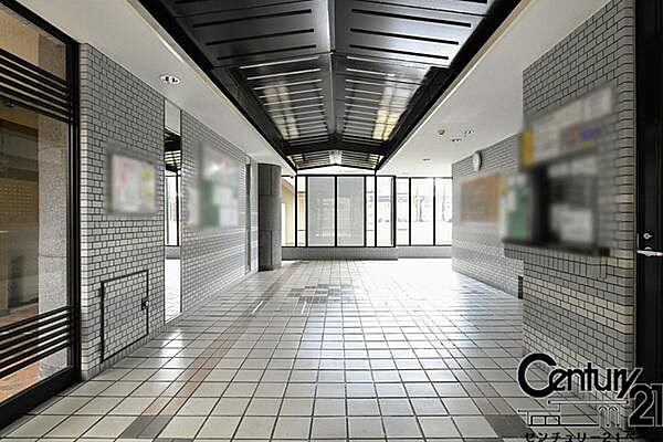■現地撮影写真■開放感溢れるエントランスです！