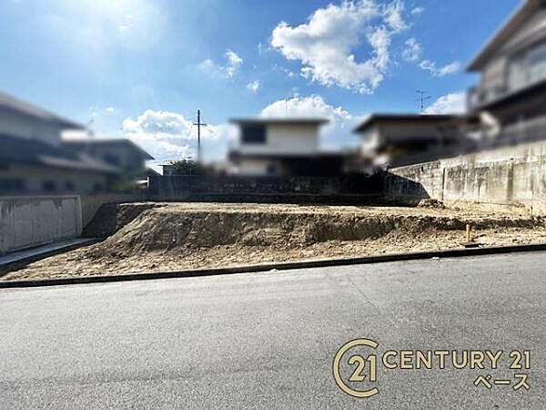 ■現地撮影写真■建て替え用地としてご検討いただけます！建築条件ありません！