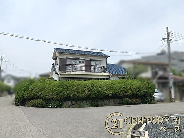 ■現地撮影写真■前面道路は広々6ｍ！