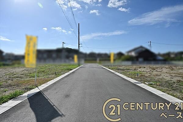 ■現地撮影写真■コンビニが徒歩圏内に近接しています。