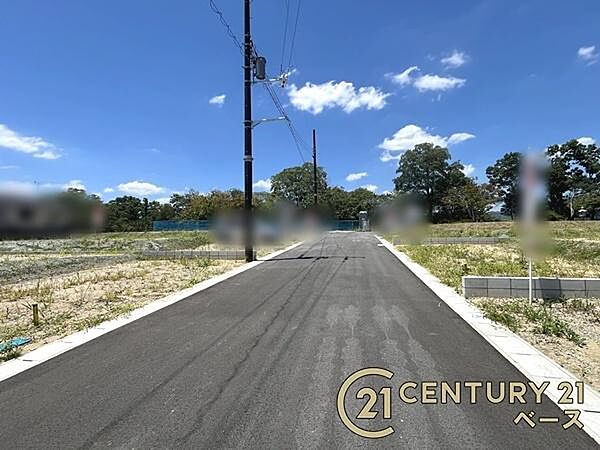 ■現地撮影写真■ 前面道路は6ｍ以上と広くゆったりしています！