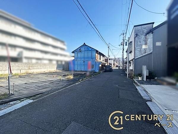 スーパーなどの商業施設が徒歩圏内に近接し、生活環境の整った立地です！