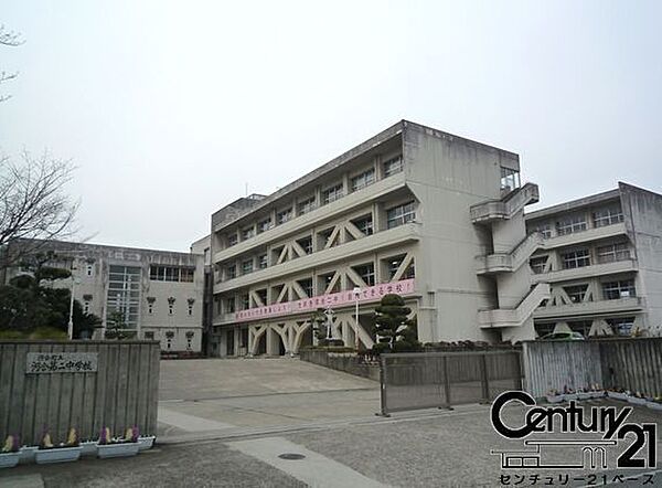 河合町立河合第二中学校まで700m